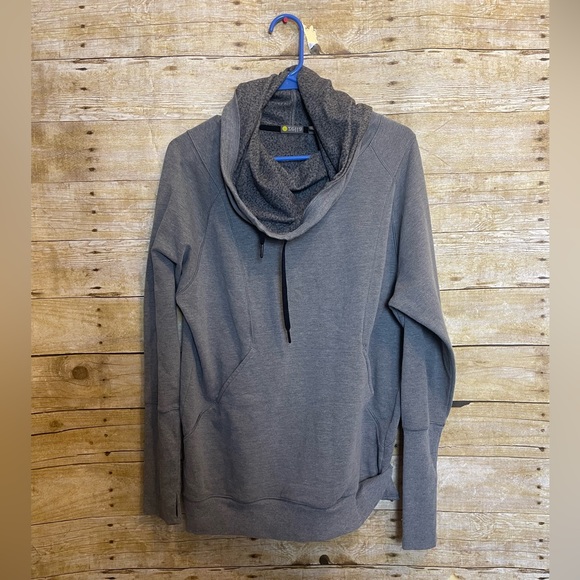 Zella Cowel neck sweatshirt 🛍 - Picture 1 of 3
